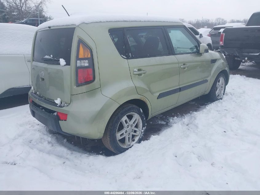 2011 Kia Soul +