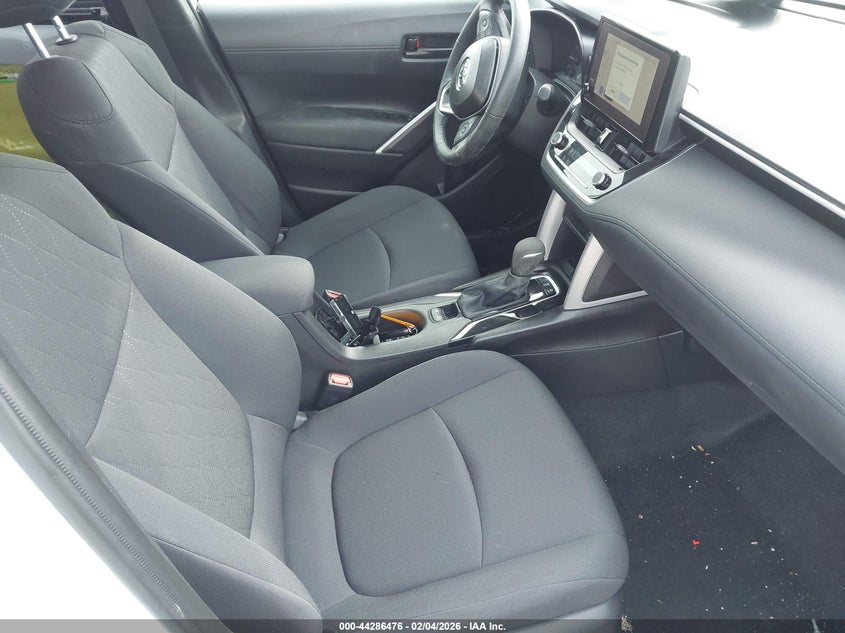 2025 Toyota Corolla Cross Le