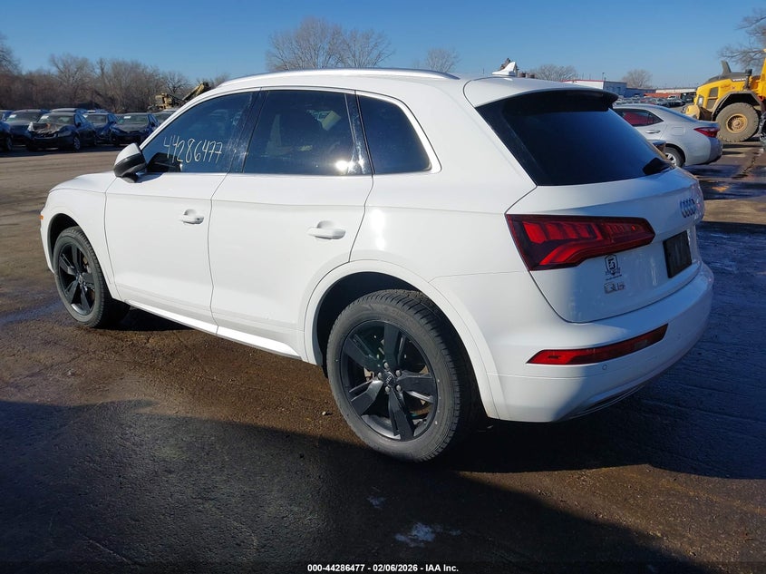Vin: wa1bnafy0j2120037, lot: 44782813, audi q5 2.0t premium 20183
