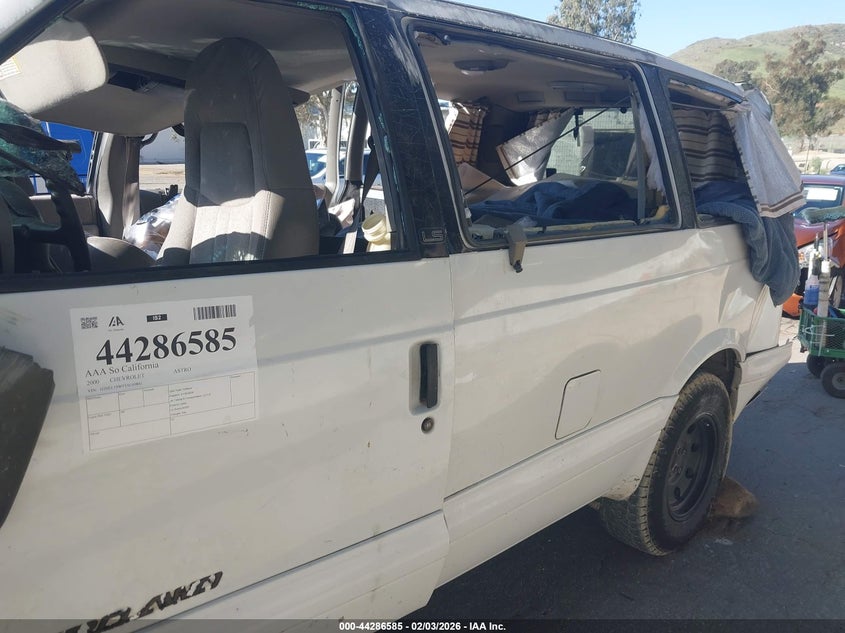 2000 Chevrolet Astro VIN: 1GNEL19W9YB169841 Lot: 44286585
