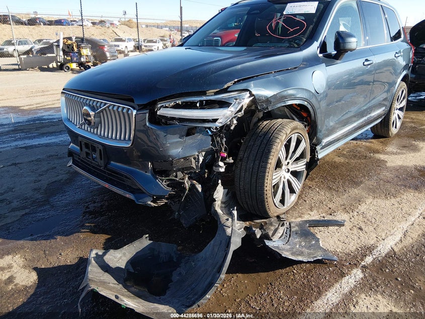 VIN YV4H60PE4S1333492 2025 VOLVO XC90 PLUG-IN HYBRID T8 PLUS 7-SEATER