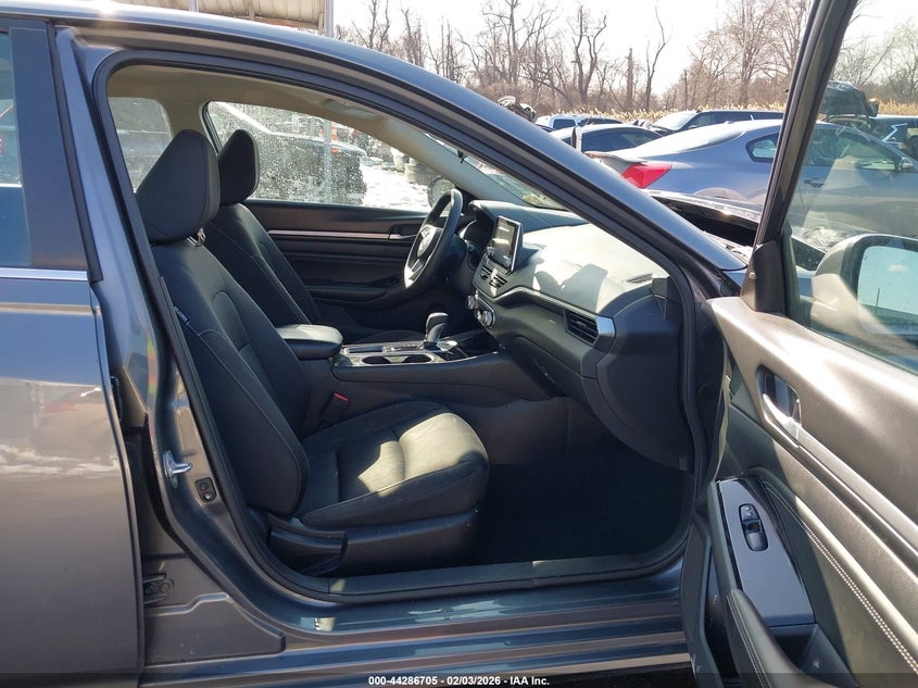 2021 Nissan Altima Sv Fwd