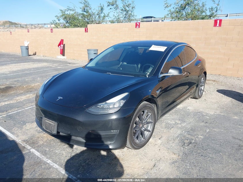 2018 Tesla Model 3 Long Range/Mid Range