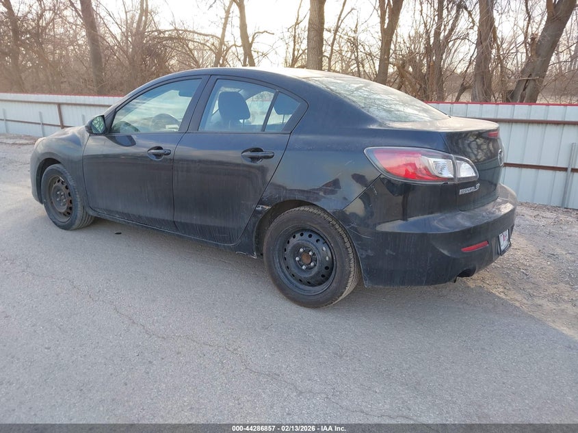 Vin: jm1bl1tf0d1762220, lot: 44783193, mazda mazda3 i sv 20133