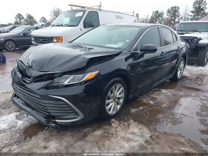 2023 Toyota Camry Le