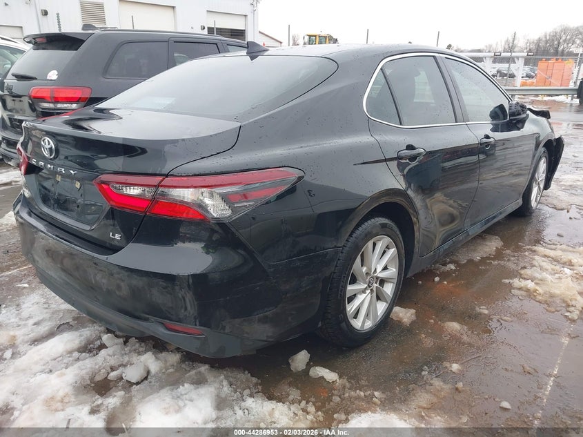 2023 Toyota Camry Le
