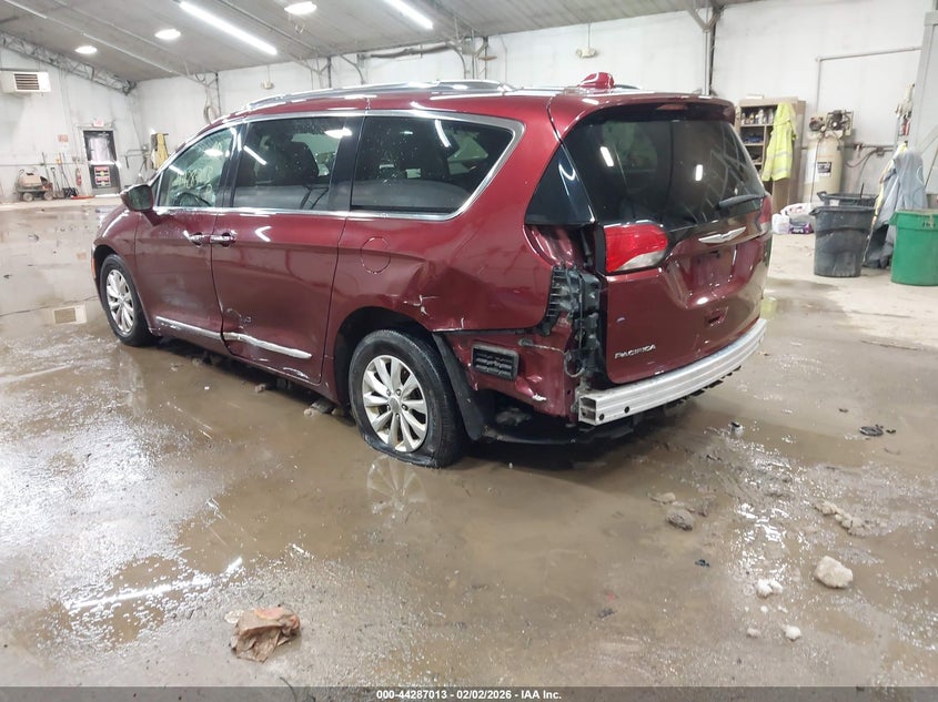 2019 Chrysler Pacifica Touring L