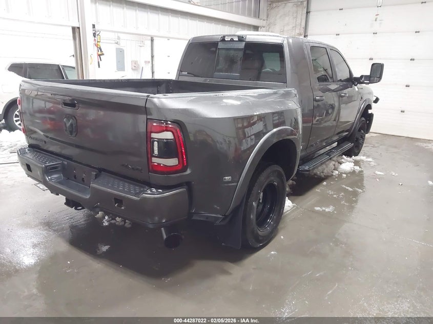 2022 Ram 3500 Ram Laramie 4X4 6'4 Box grey Lot 111044287022 Vin 3C63RRML8NG403701