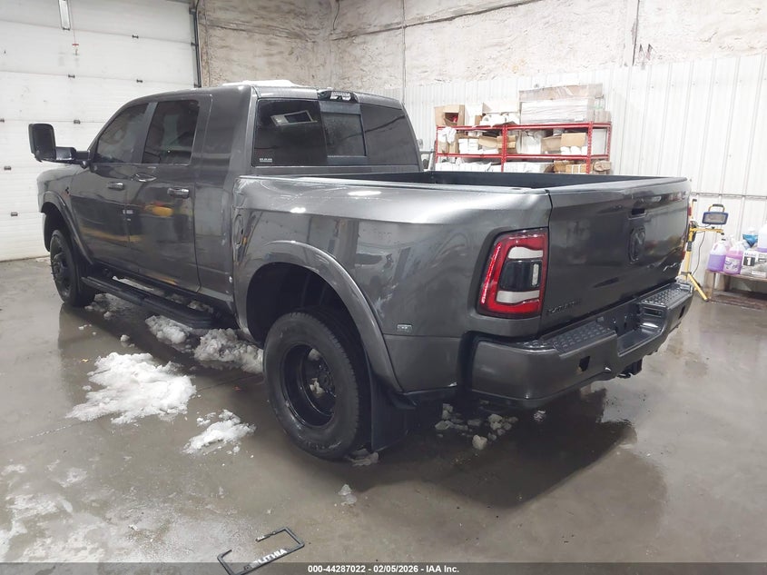 2022 RAM 3500 auction photo 3