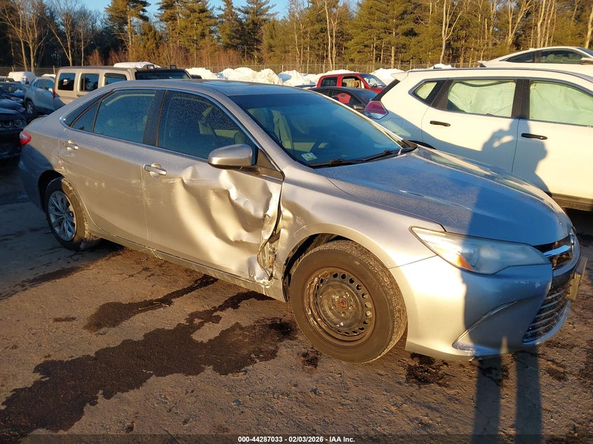 2016 Toyota Camry Le