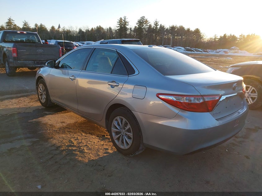 2016 Toyota Camry Le