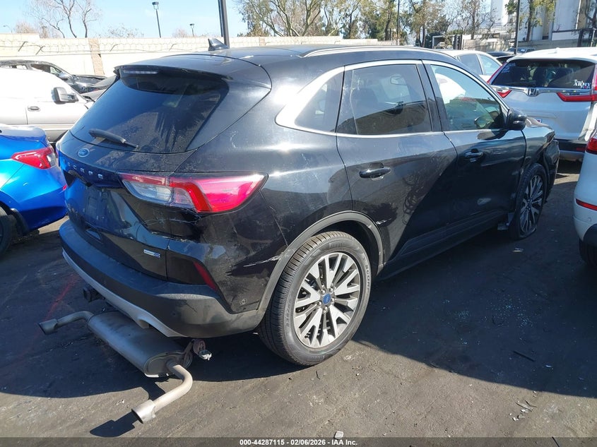 2020 Ford Escape Titanium