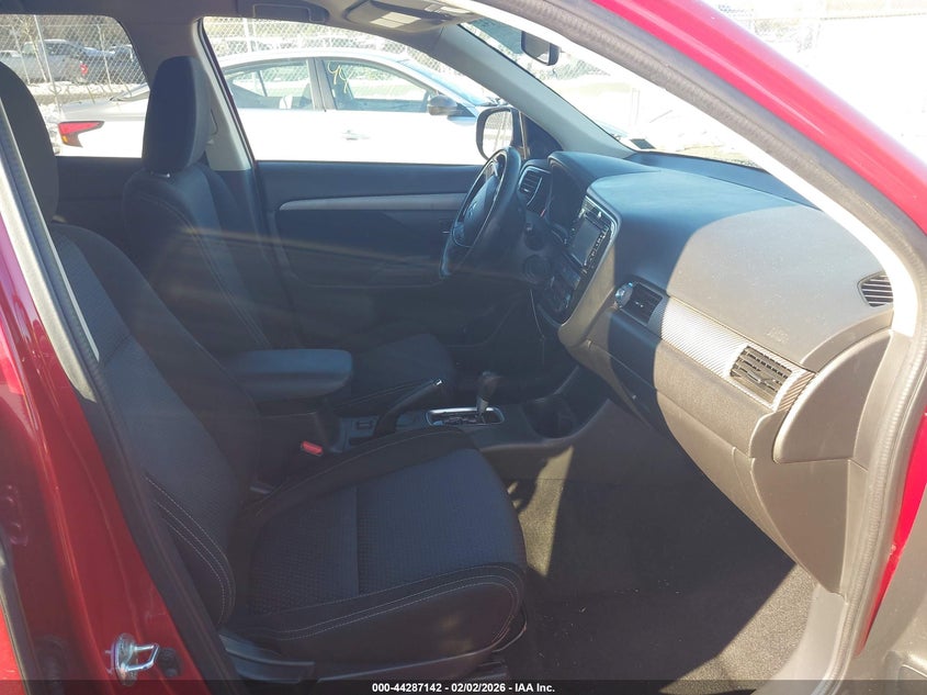 2016 Mitsubishi Outlander Se