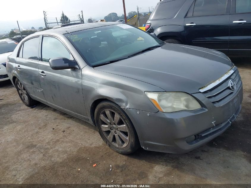 2005 Toyota Avalon