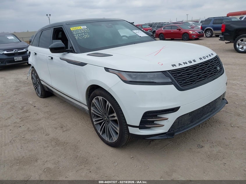 2025 Land Rover Range Rover Velar P250 Dynamic Se