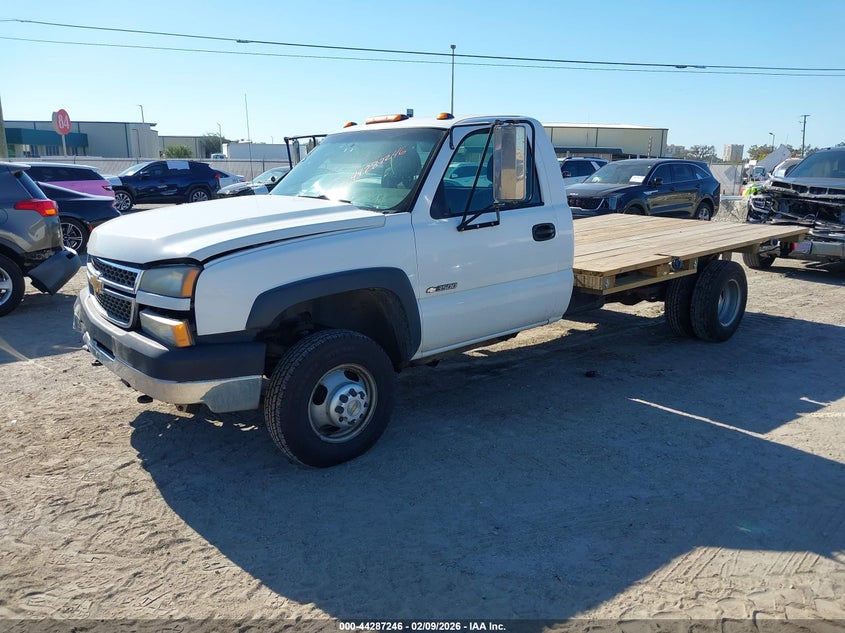 2007 Chevrolet Silverado 3500 Chassis Classic Work Truck