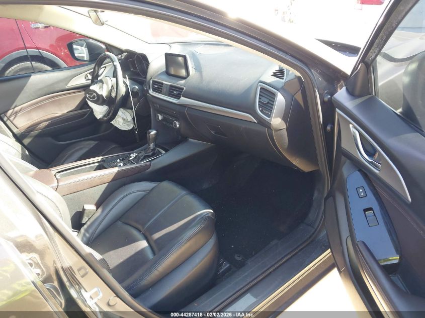 2018 Mazda Mazda3 Touring