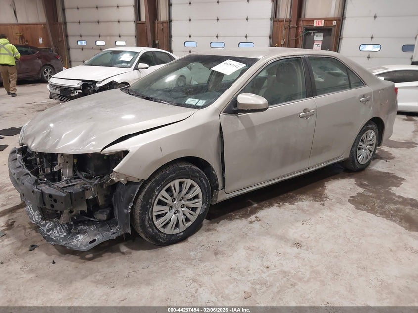 2014 Toyota Camry Le