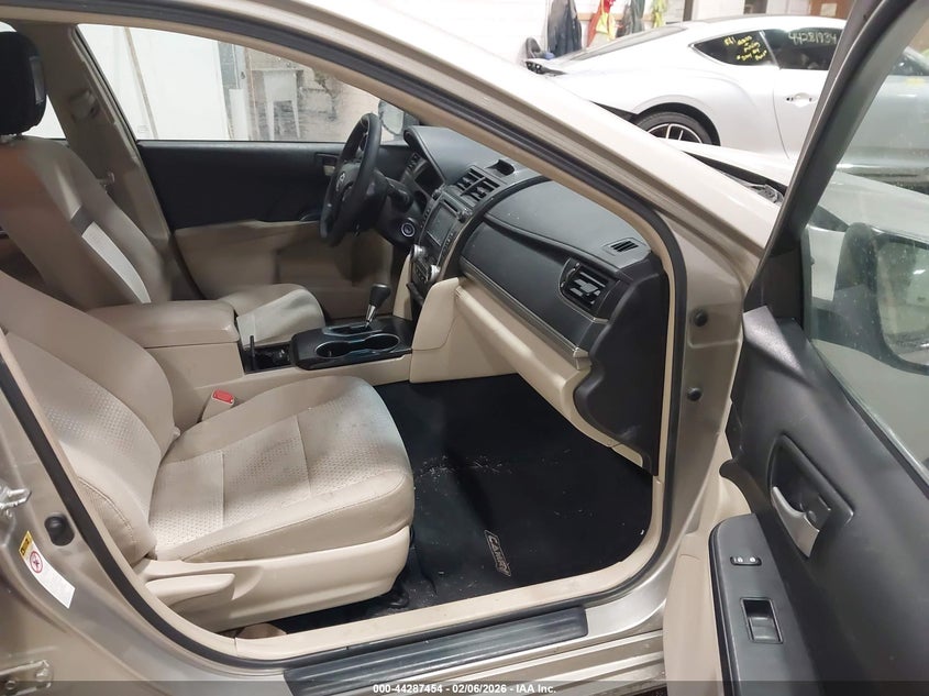 2014 Toyota Camry Le