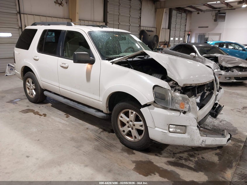 2010 Ford Explorer Xlt