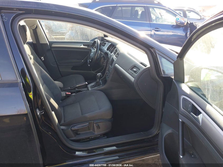 2016 Volkswagen Golf Tsi S 4-Door