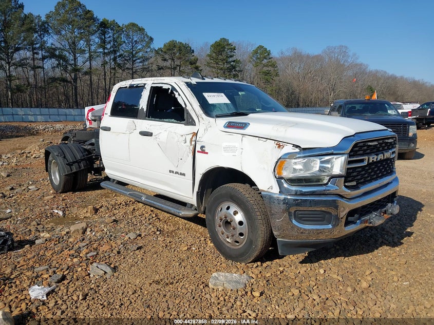 2022 Ram 3500 Chassis Tradesman/Slt/Laramie/Limited