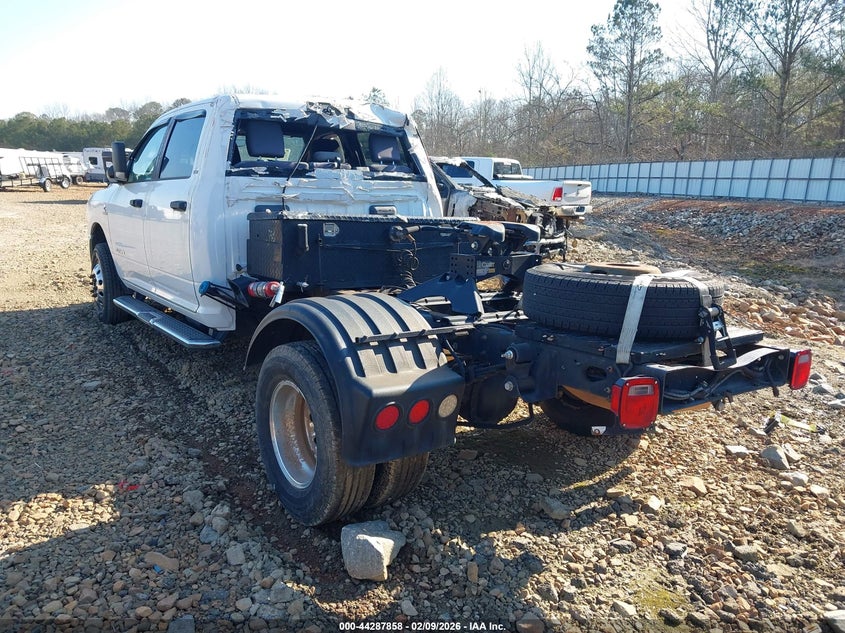 2022 Ram 3500 Chassis Tradesman/Slt/Laramie/Limited