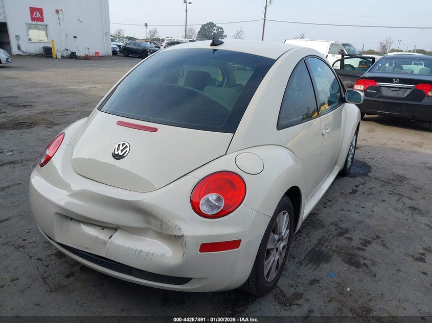 2010 Volkswagen New Beetle 2.5L