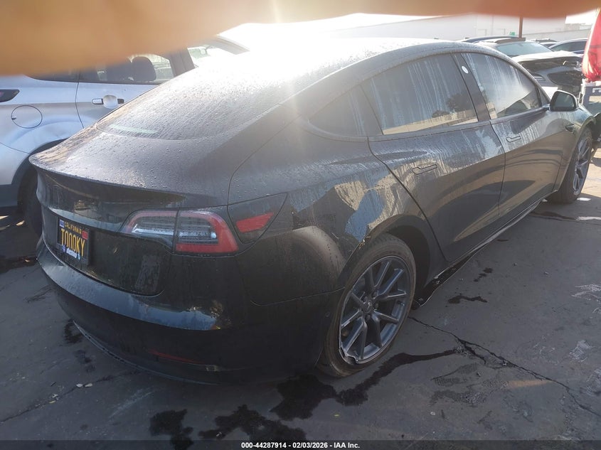 2020 Tesla Model 3 Standard Range Plus Rear-Wheel Drive/Standard Range Rear-Wheel Drive