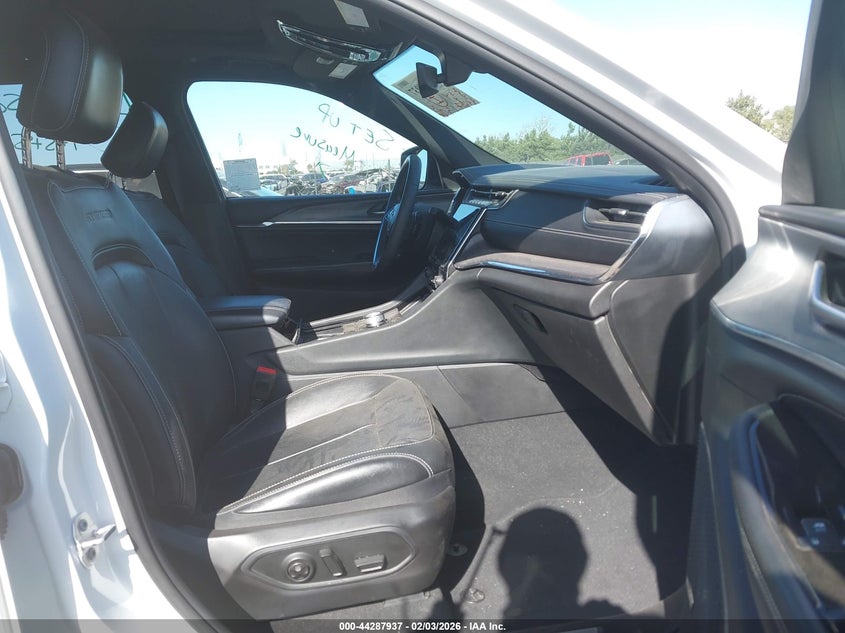 2023 Jeep Grand Cherokee L Overland 4X4