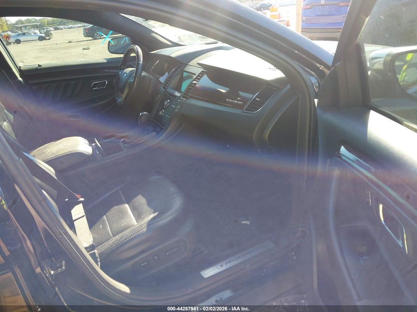 2016 Ford Taurus Limited