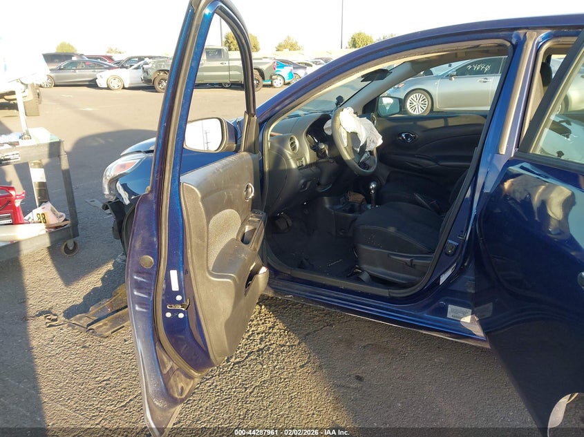 2019 Nissan Versa 1.6 Sv