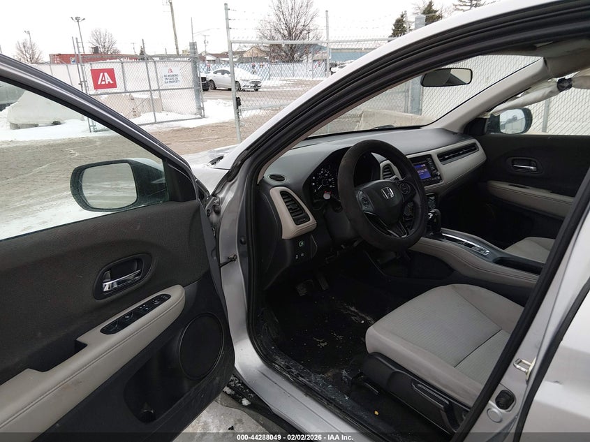 VIN 3CZRU6H31LG703324 2020 HONDA HR-V AWD LX