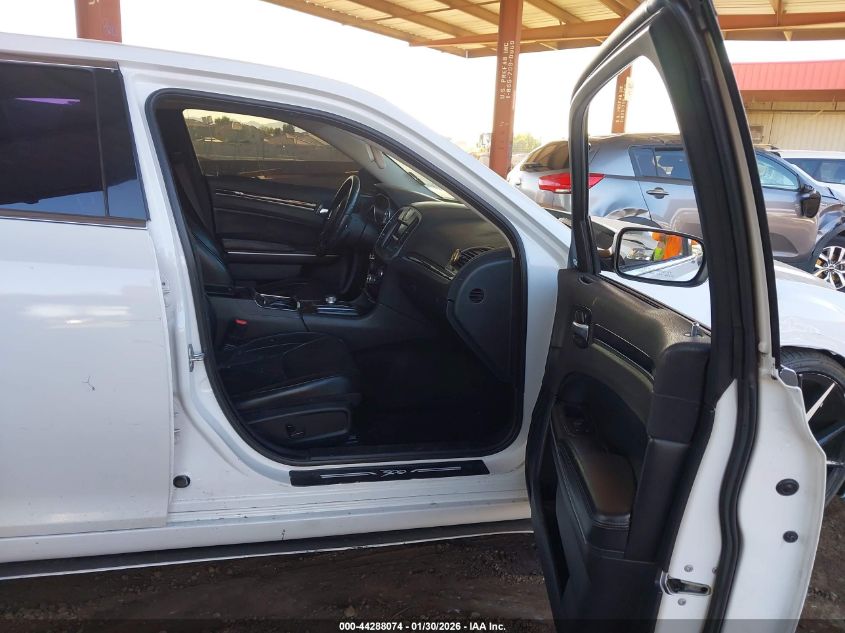 2018 Chrysler 300 Limited