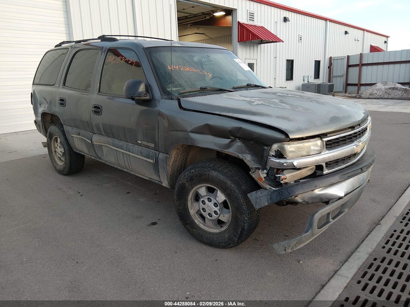 2001 CHEVROLET TAHOE LS