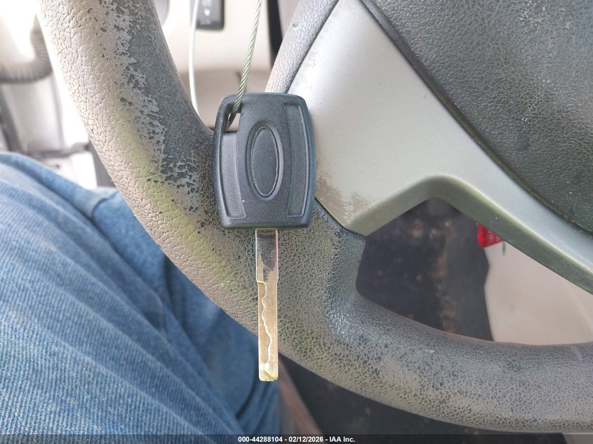 2013 Ford Fiesta Se VIN: 3FADP4BJ0DM123123 Lot: 44288104