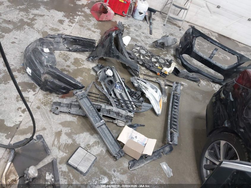 2016 Subaru Legacy 2.5I Limited VIN: 4S3BNAN66G3002129 Lot: 44288119