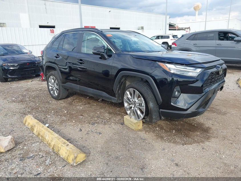 2025 Toyota Rav4 Xle Premium