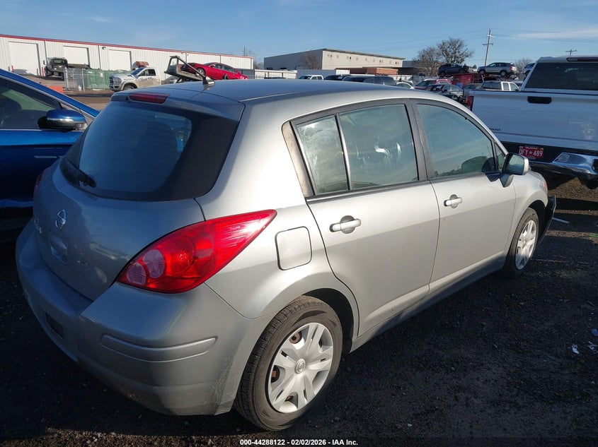 2011 Nissan Versa 1.8S