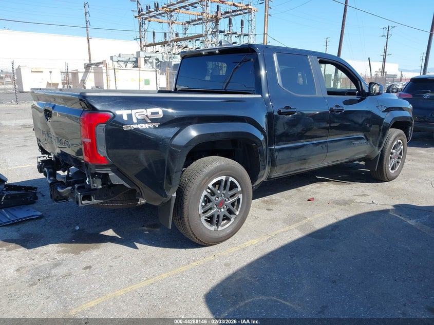 VIN 3TMLB5JN1RM068879 2024 TOYOTA TACOMA TRD SPORT