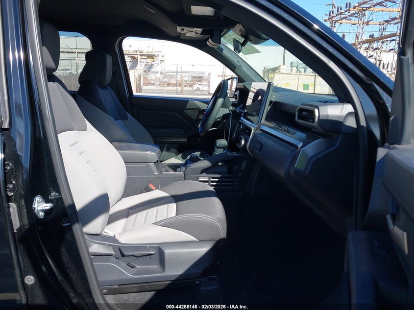 VIN 3TMLB5JN1RM068879 2024 TOYOTA TACOMA TRD SPORT