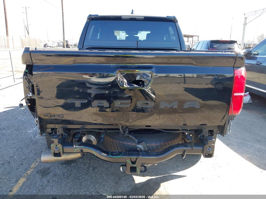 VIN 3TMLB5JN1RM068879 2024 TOYOTA TACOMA TRD SPORT