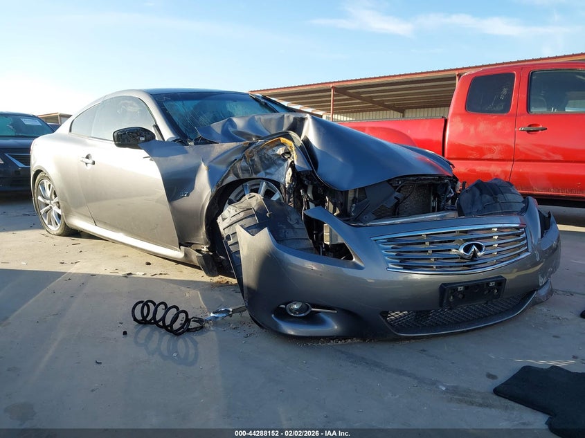 2014 Infiniti Q60 Journey