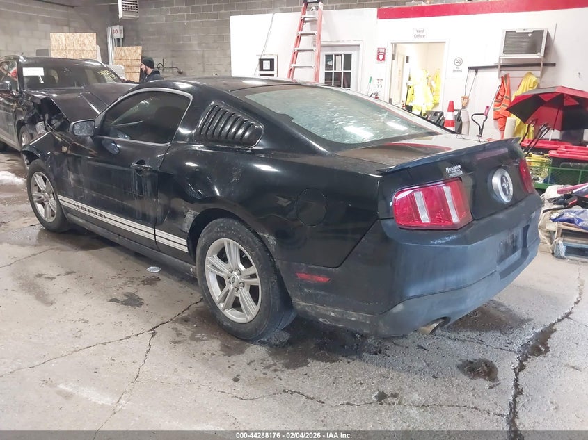 2011 Ford Mustang V6