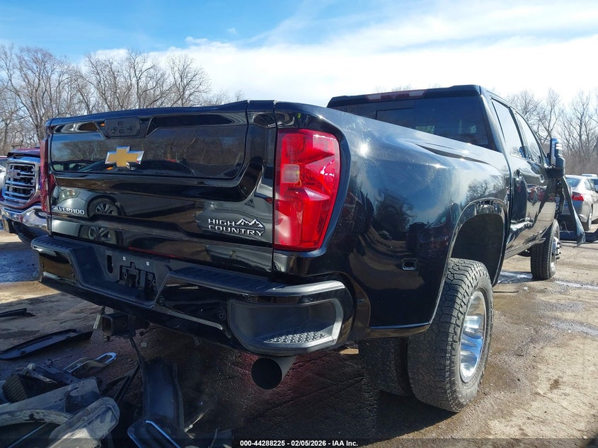 2022 CHEVROLET SILVERADO 3500HD auction photo 4