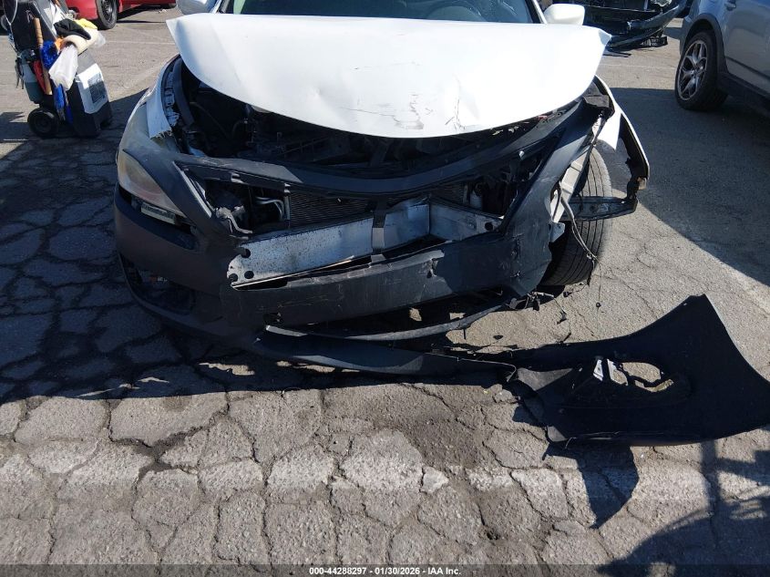 2014 Nissan Altima 2.5 S VIN: 1N4AL3AP3EC184659 Lot: 44288297