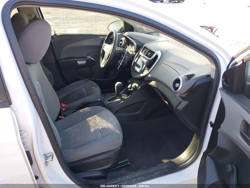 2017 Chevrolet Sonic Lt Auto