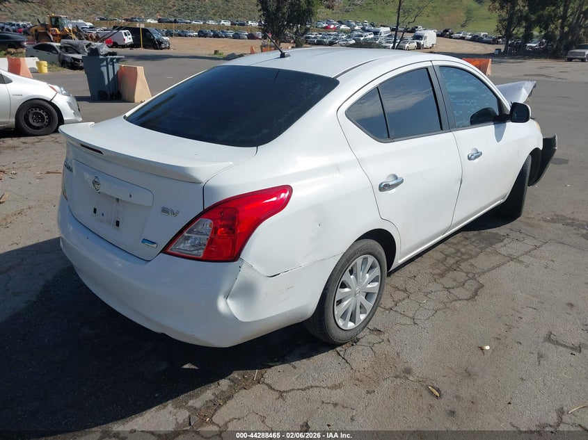 Vin: 3n1cn7ap3dl873594, lot: 44784801, nissan versa 1.6 sv 20134