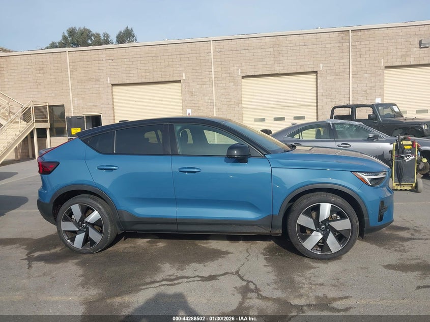 2022 Volvo C40 Recharge Pure Electric P8 Ultimate VIN: YV4ED3GB9N2000364 Lot: 44288502