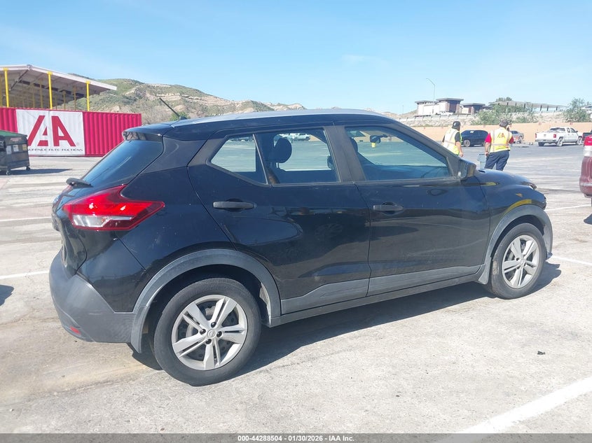 VIN 3N1CP5CU2KL543203 2019 NISSAN KICKS S